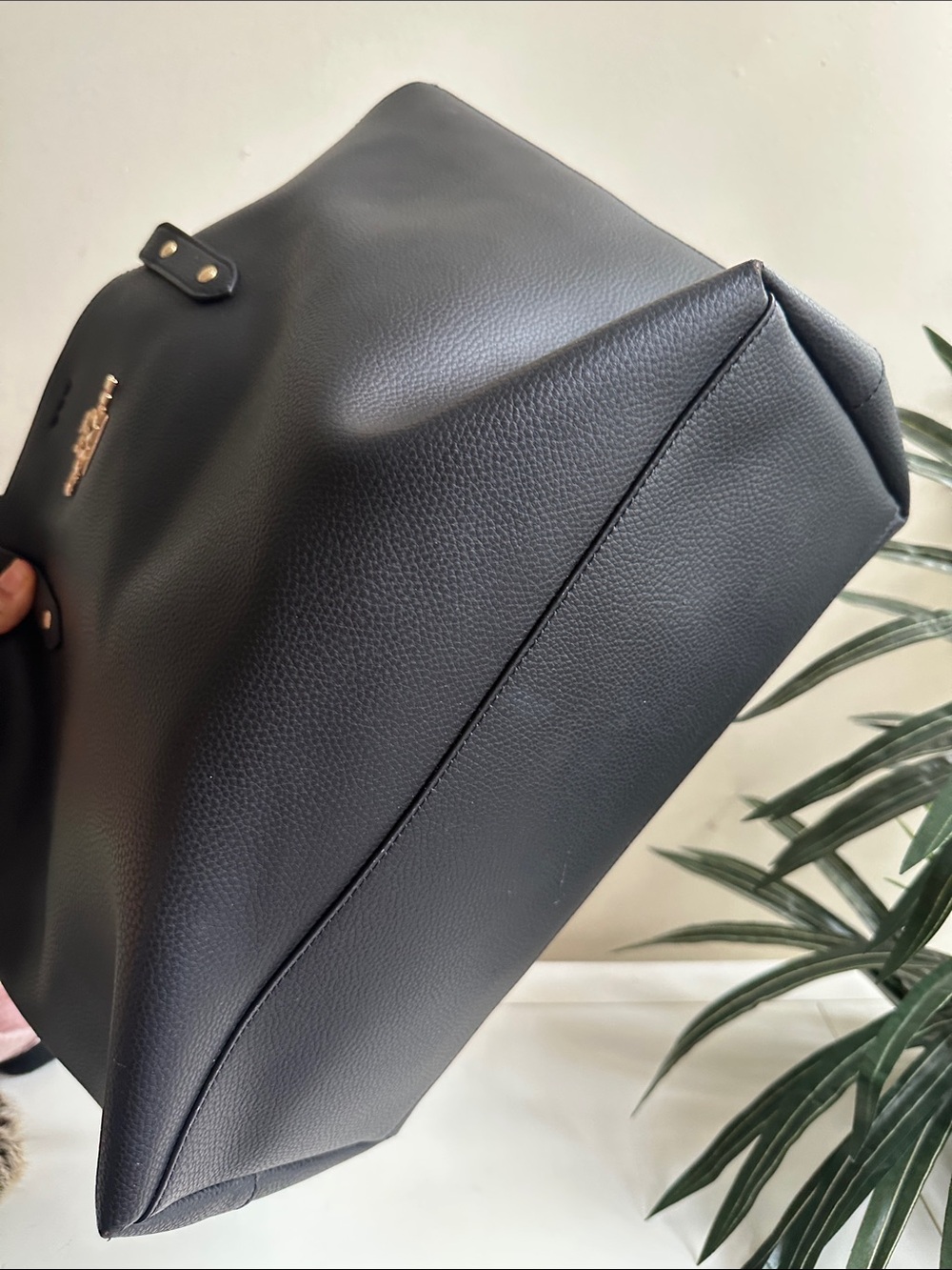Coach Black Leather Tote with Gold Logo - Picture 5 of 6